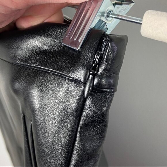 Lulus Vegan Leather Black Trouser Size XS High Rise Zipper Ankle Faux Stride NEW - Picture 9 of 15